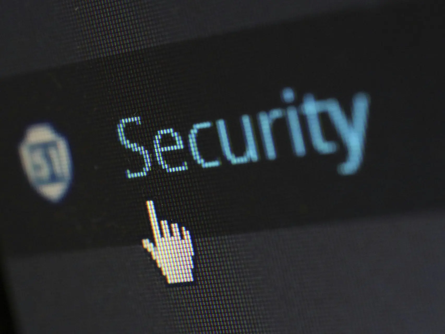 IT Sicherheit ist genauso wenn nicht wichtiger als Ihre Verträge Optimiere Verträge sind nicht alles auch Security ist sehr wichtig.