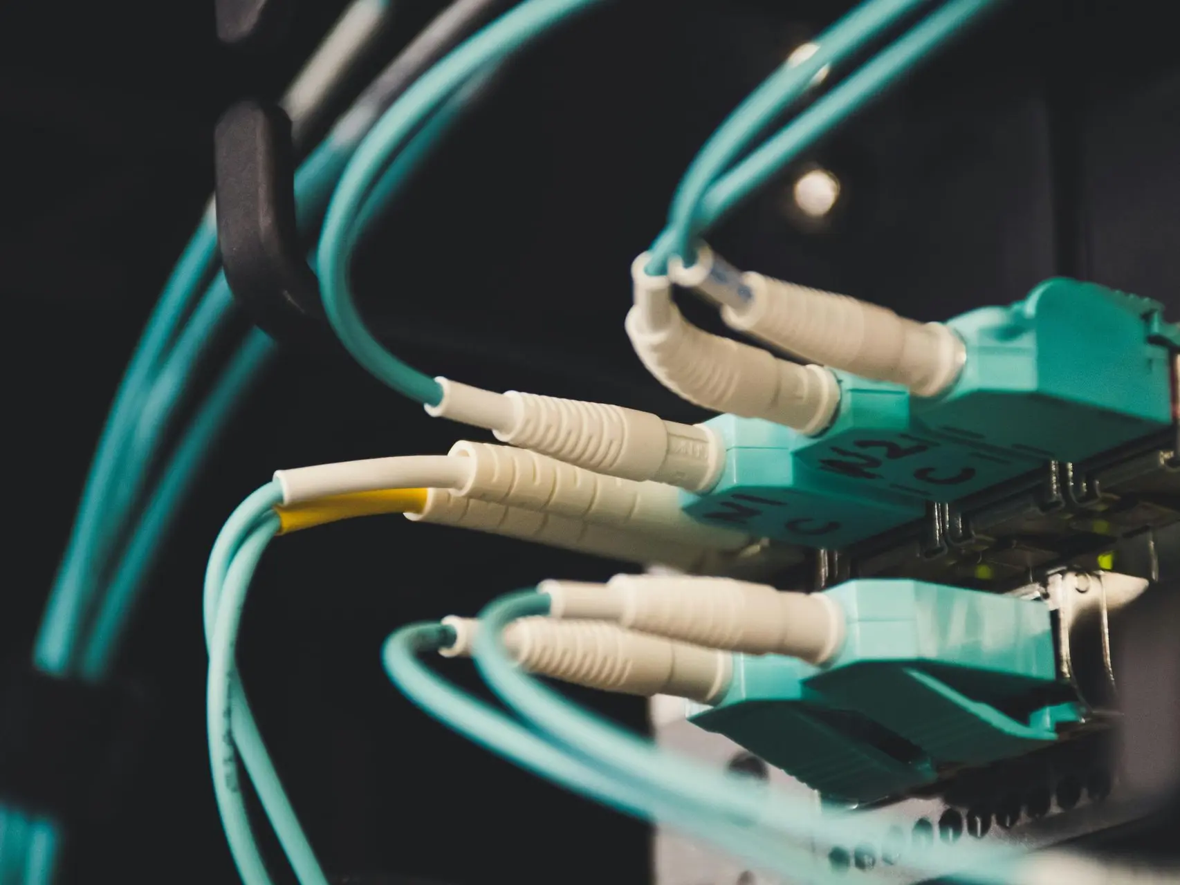Nicht nur Netzwerke können Optimiert werden Netzwerk Komponenten symbolisch für Prozesse die Optimiert werden können.